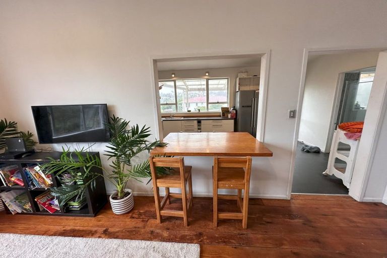 Photo of property in 61 Blake Street, Waitara, 4320