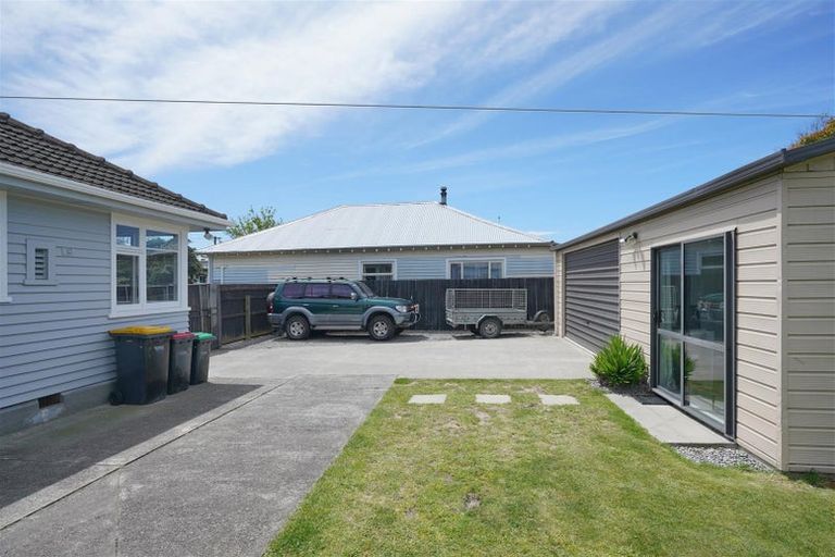 Photo of property in 24 Lincoln Road, Hillmorton, Christchurch, 8024