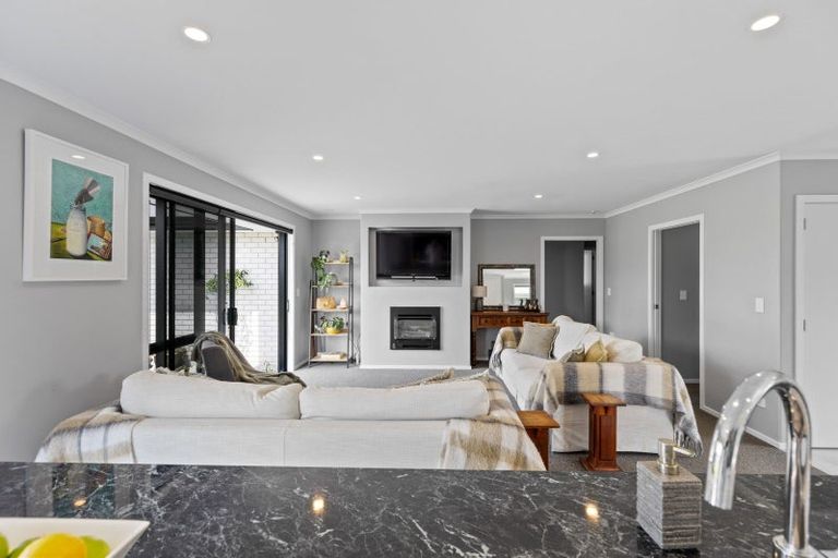 Photo of property in 21 Huka Heights Drive, Rangatira Park, Taupo, 3330