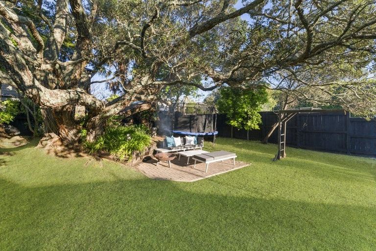 Photo of property in 3 Rewiti Avenue, Takapuna, Auckland, 0622
