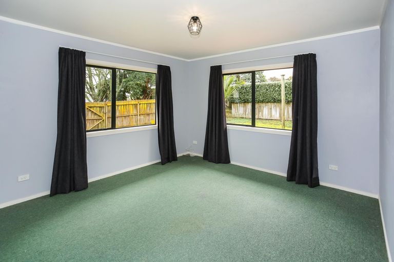 Photo of property in 4 Vela Place, Clarks Beach, 2122