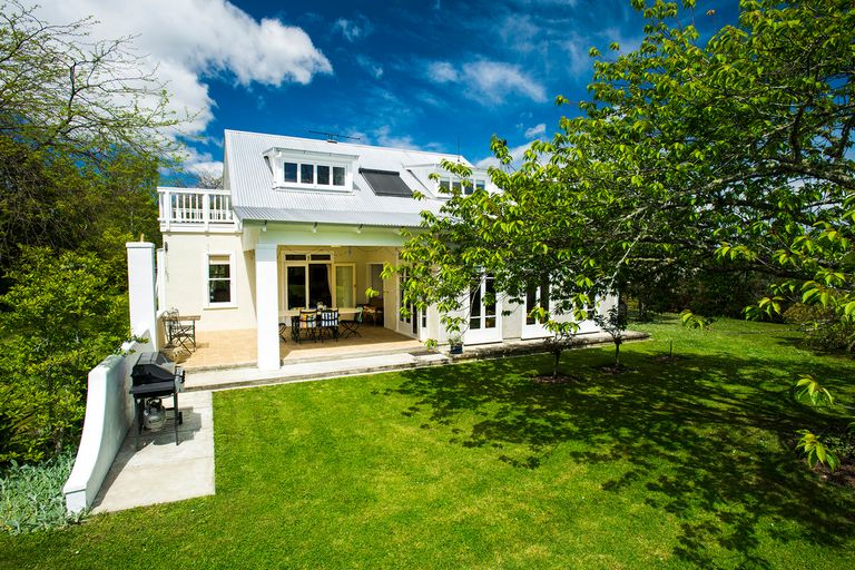 Photo of property in 22 Hill Road, Ormond, Gisborne, 4071