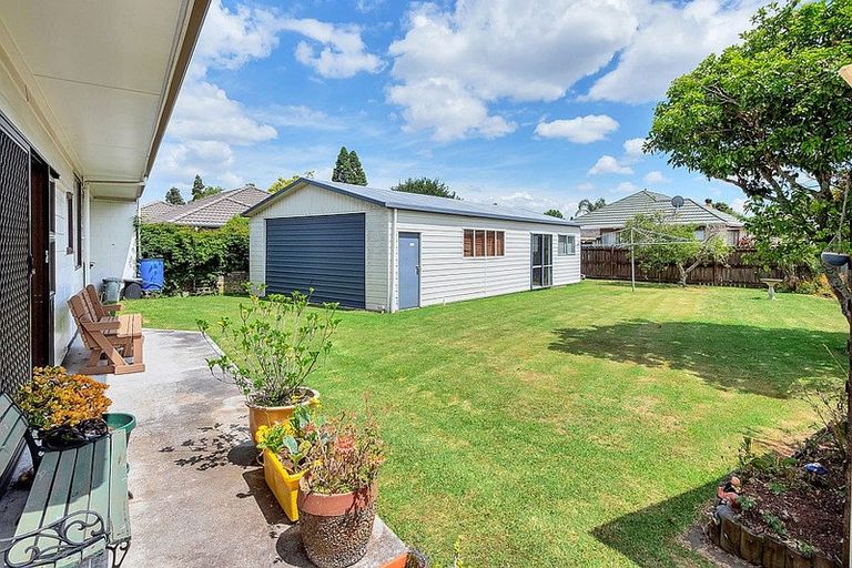 Photo of property in 30 Willis Road, Papakura, 2110