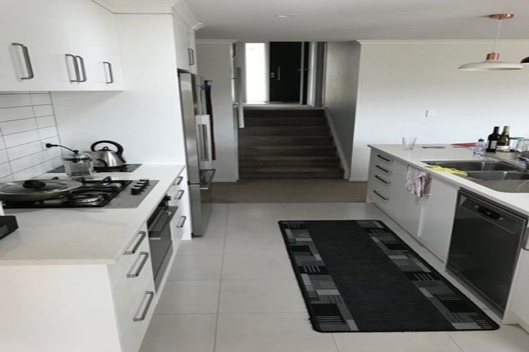 Photo of property in 42 Raithburn Terrace, Pokeno, 2402