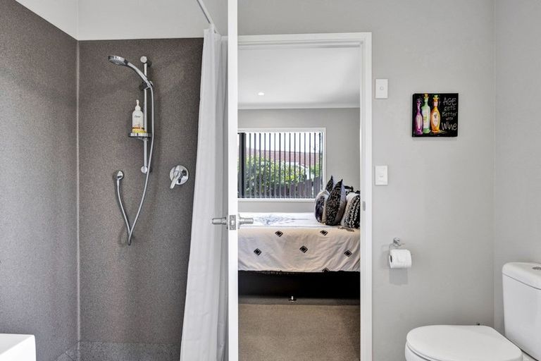 Photo of property in 21 Elizabeth Grove, Stratford, 4332