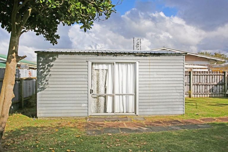 Photo of property in 33 Tairere Crescent, Rosehill, Papakura, 2113