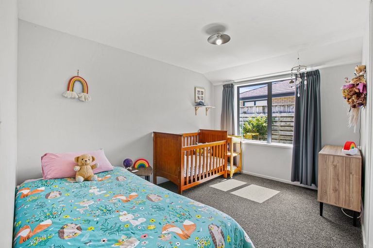 Photo of property in 15a Frederick Place, Whalers Gate, New Plymouth, 4310