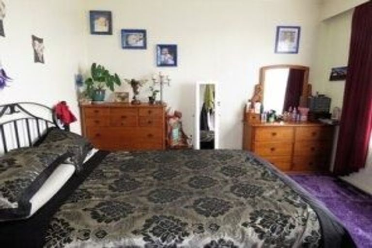 Photo of property in 121 Romilly Street, Westport, 7825