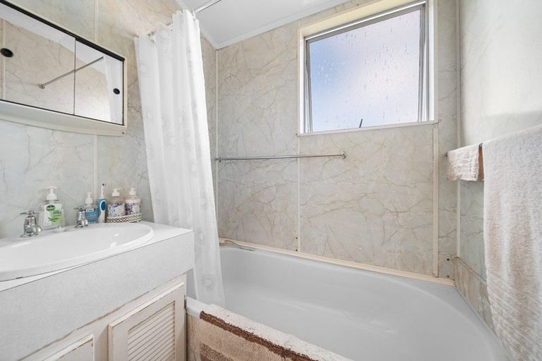 Photo of property in 4 Keir Crescent, Lansdowne, Masterton, 5810