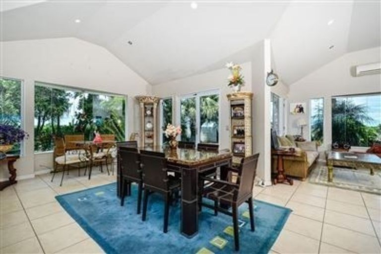 Photo of property in 144 Nixon Road, Taupaki, Henderson, 0782