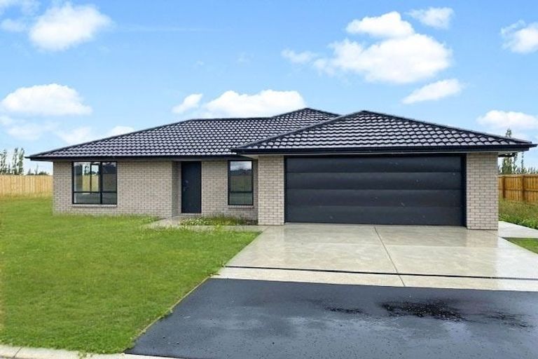 Photo of property in 6 Southdown Place, Kirwee, 7571