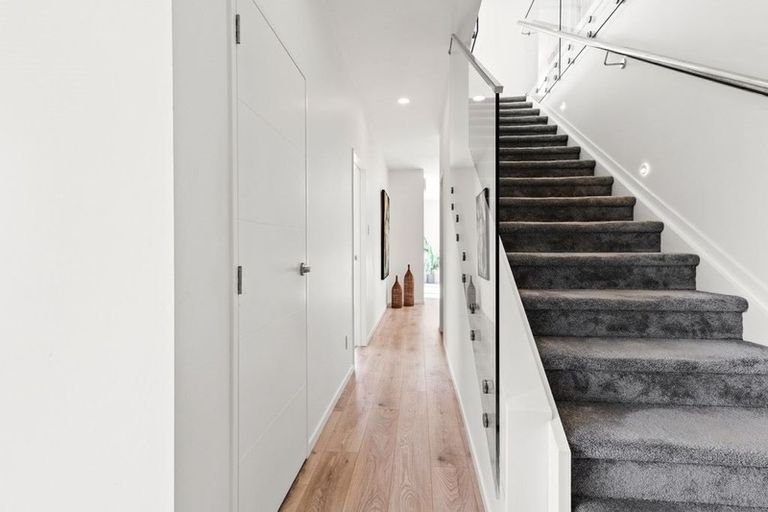 Photo of property in 51 Turret Lane, Hobsonville, Auckland, 0616