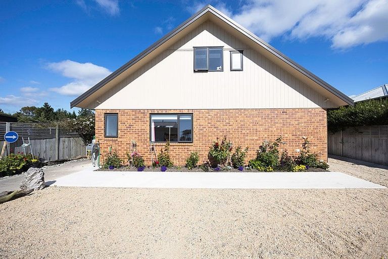 Photo of property in 43 Cobblestone Road, Kakanui, Oamaru, 9495