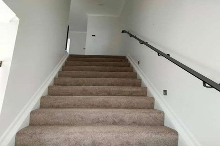 Photo of property in 52 Gosper Road, Takanini, 2112