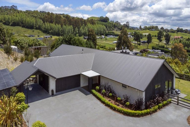 Photo of property in 61 Ramsay Drive, Acacia Bay, Taupo, 3385