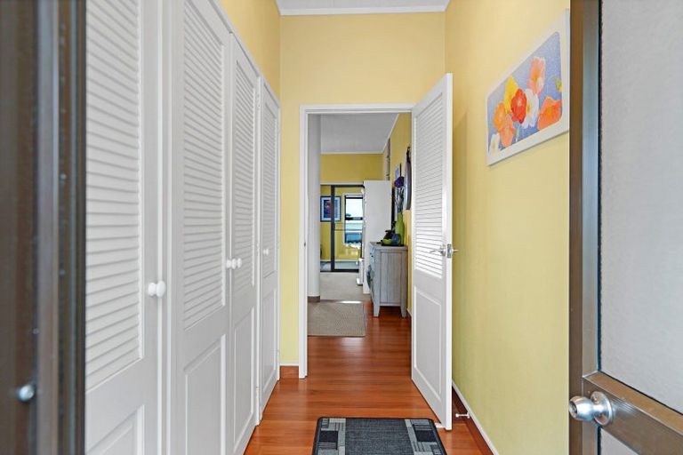 Photo of property in 399 Marine Parade, Napier South, Napier, 4110