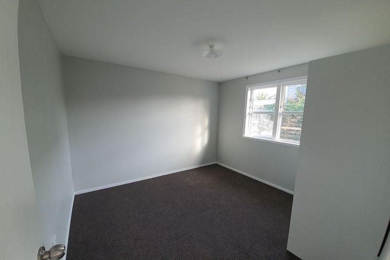 Photo of property in 21b Russell Street, Waterloo, Lower Hutt, 5011