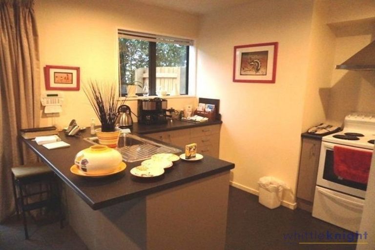 Photo of property in 300 Riccarton Road, Upper Riccarton, Christchurch, 8041