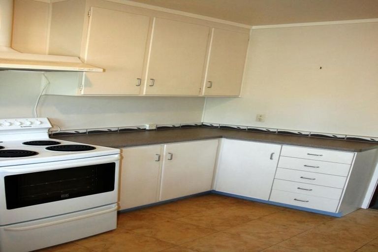 Photo of property in 1/272a Birkdale Road, Birkdale, Auckland, 0626