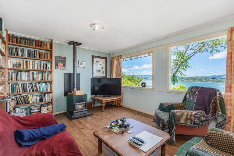 Photo of property in 13 The Track, Plimmerton, Porirua, 5026