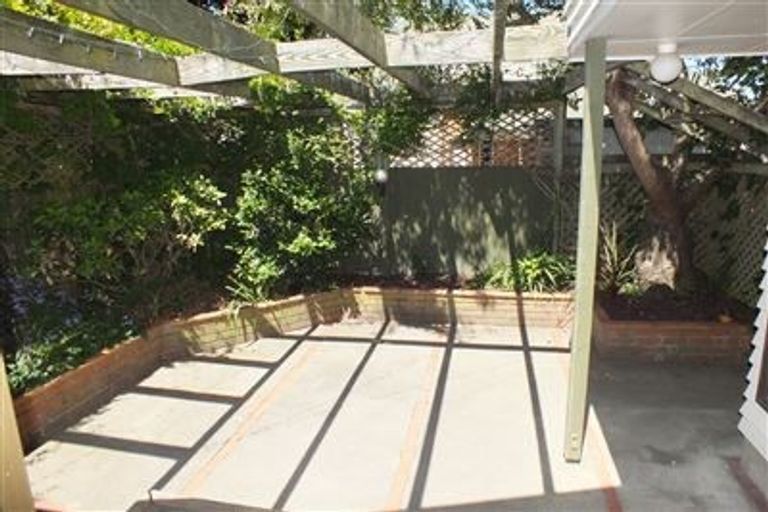 Photo of property in 1/318 Withells Road, Avonhead, Christchurch, 8042