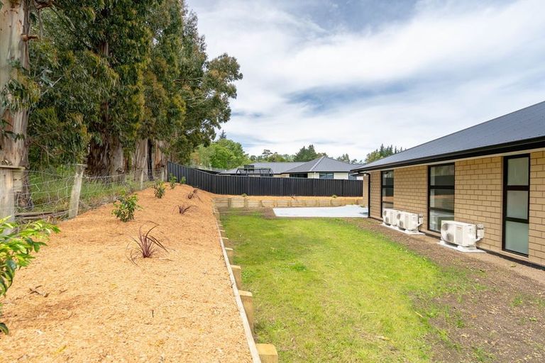 Photo of property in 20 Abbeyfield Close, Abbotsford, Dunedin, 9018