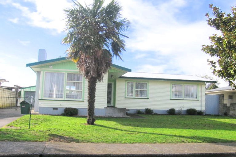 Photo of property in 44 Dover Road, Flaxmere, Hastings, 4120