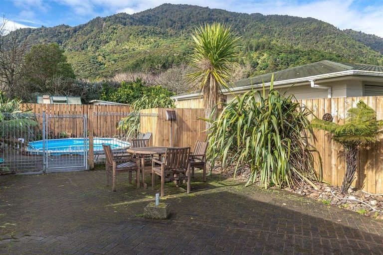 Photo of property in 17 East Avenue, Te Aroha, 3320