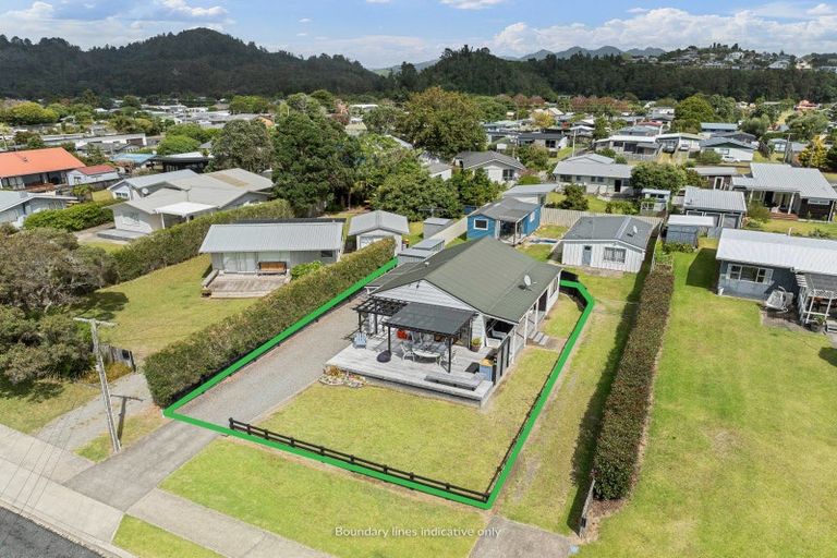 Photo of property in 215a Kiwi Road, Whangamata, 3620