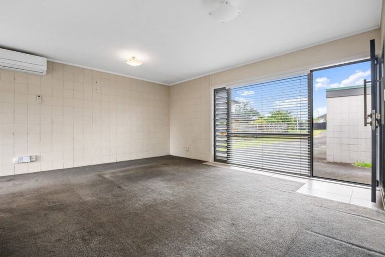 Photo of property in 1/10 Elliot Street, Howick, Auckland, 2014