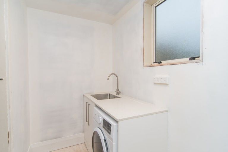 Photo of property in 81 Mckenzie Street, Geraldine, 7930