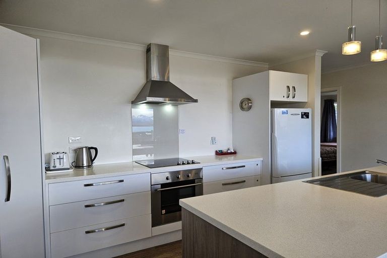 Photo of property in 4 Manning Place, Lake Tekapo, 7999