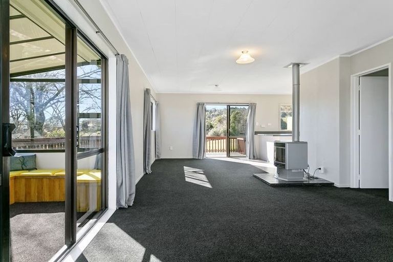 Photo of property in 11 Wembley Place, Richmond Heights, Taupo, 3330