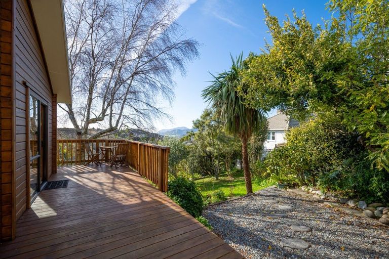 Photo of property in 19 Matipo Terrace, Toi Toi, Nelson, 7010