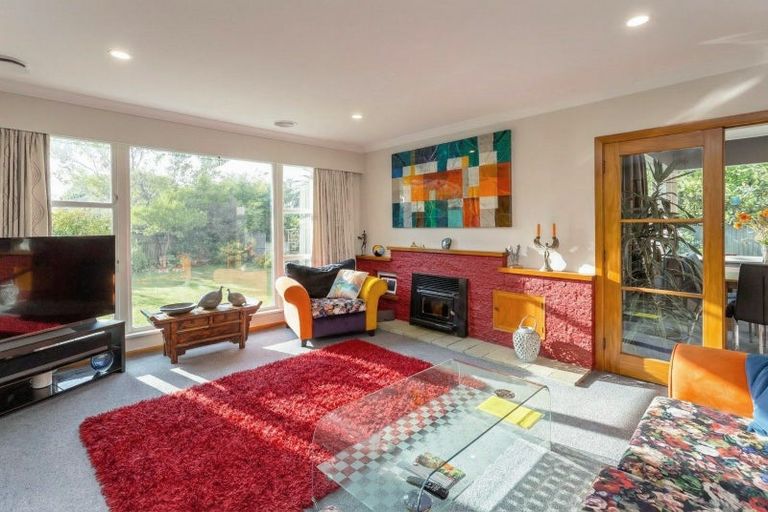 Photo of property in 85 Brandon Street, Featherston, 5710