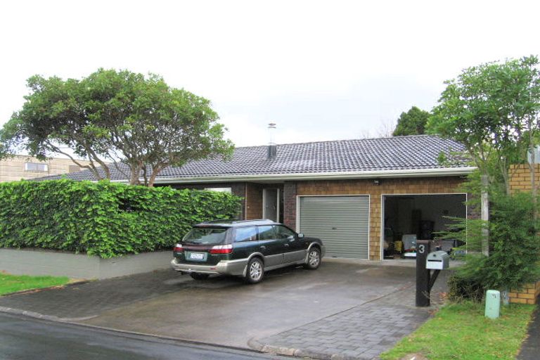 Photo of property in 3 Bungalore Place, Half Moon Bay, Auckland, 2012