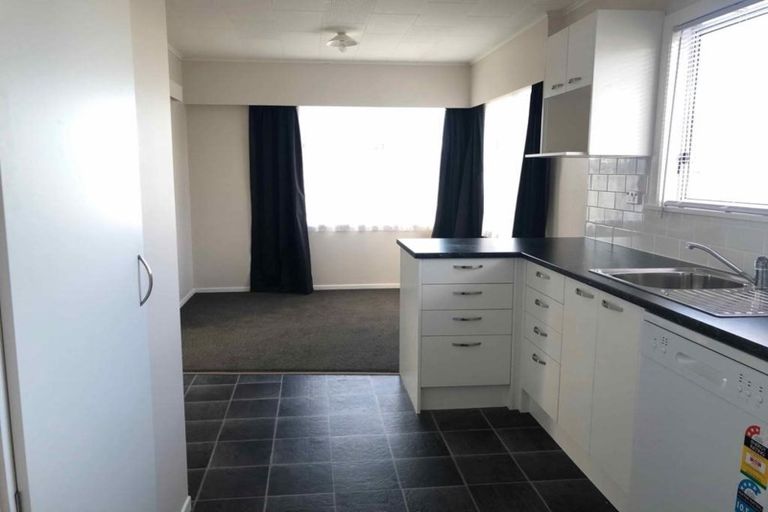 Photo of property in 15 Rochester Street, Tamatea, Napier, 4112