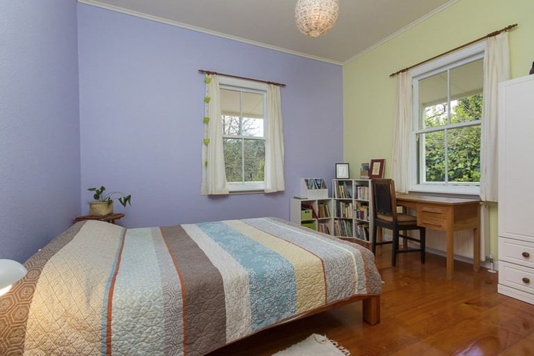 Photo of property in 100 Brewster Road, Pukekawa, Tuakau, 2696