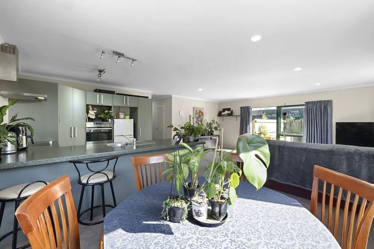 Photo of property in 50a Paritutu Road, Spotswood, New Plymouth, 4310