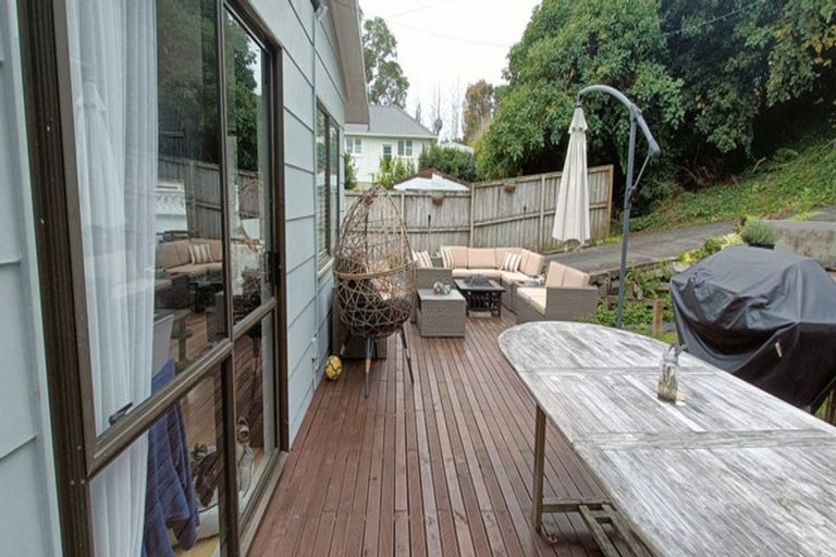 Photo of property in 2/213 Lake Road, Belmont, Auckland, 0622