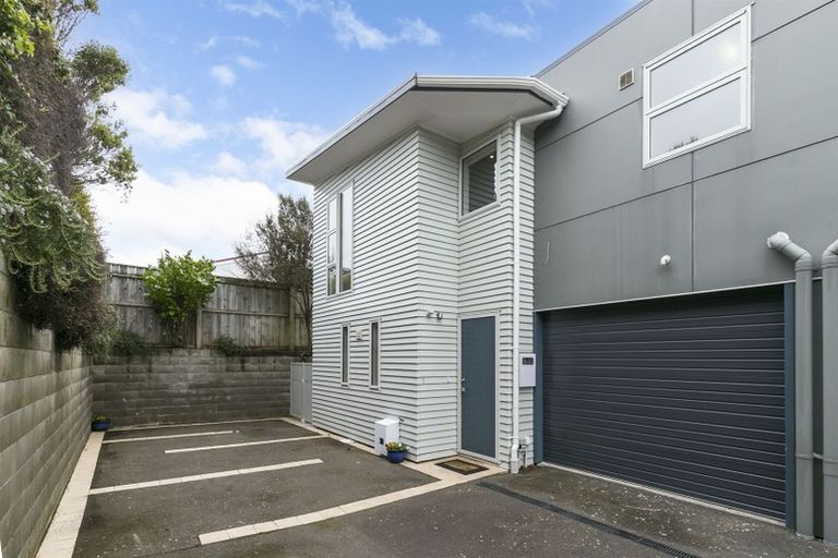 Photo of property in 1/54 Cooper Street, Karori, Wellington, 6012