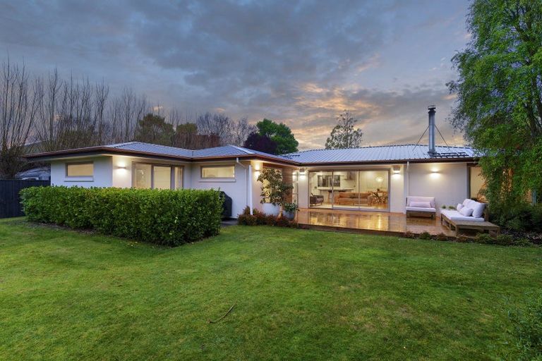 Photo of property in 12a Laird Place, West Melton, 7618