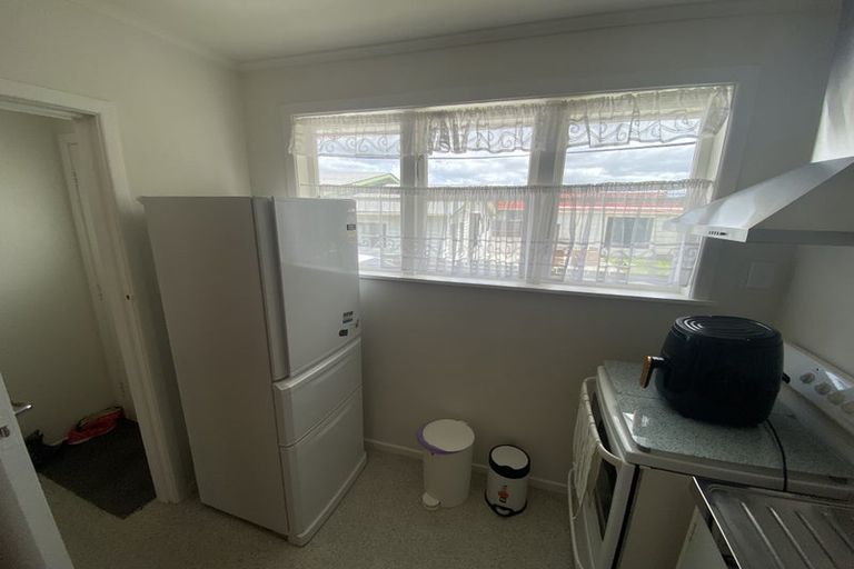 Photo of property in 62 Seddon Street, Wallaceville, Upper Hutt, 5018