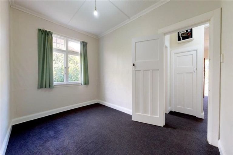 Photo of property in 49 Donald Street, Karori, Wellington, 6012