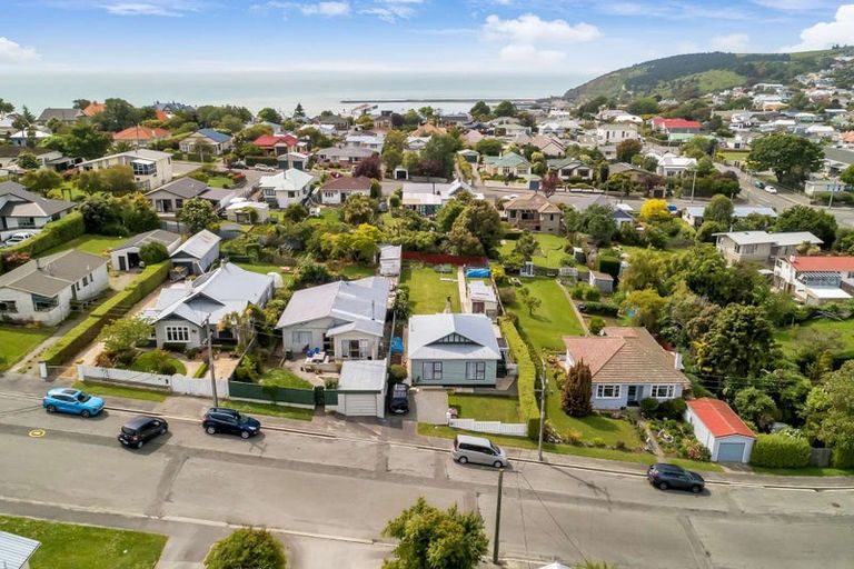 Photo of property in 35 Till Street, South Hill, Oamaru, 9400