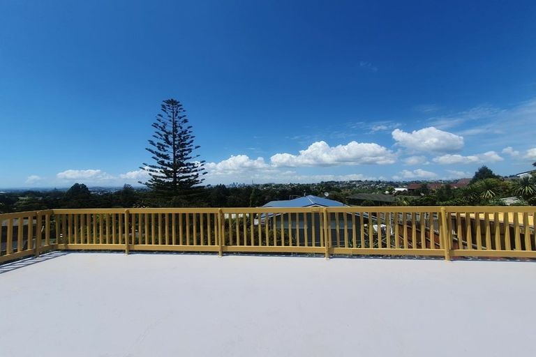 Photo of property in 135 Coronation Road, Hillcrest, Auckland, 0627