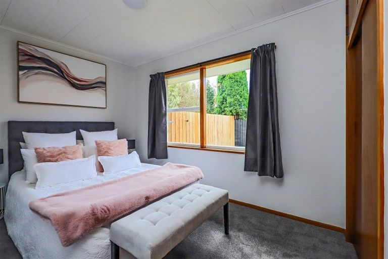 Photo of property in 2/707 York Street, Mahora, Hastings, 4120