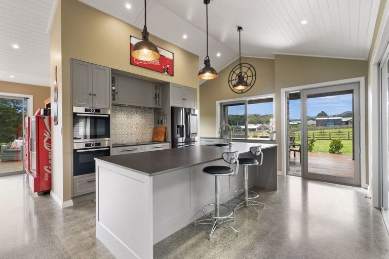 Photo of property in 13 Capstone Place, Te Kamo, Kamo, 0185