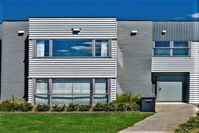 Photo of property in 100 Arion Road, Takanini, 2112