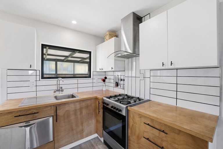 Photo of property in 57 Princes Street, Waikari, 7420